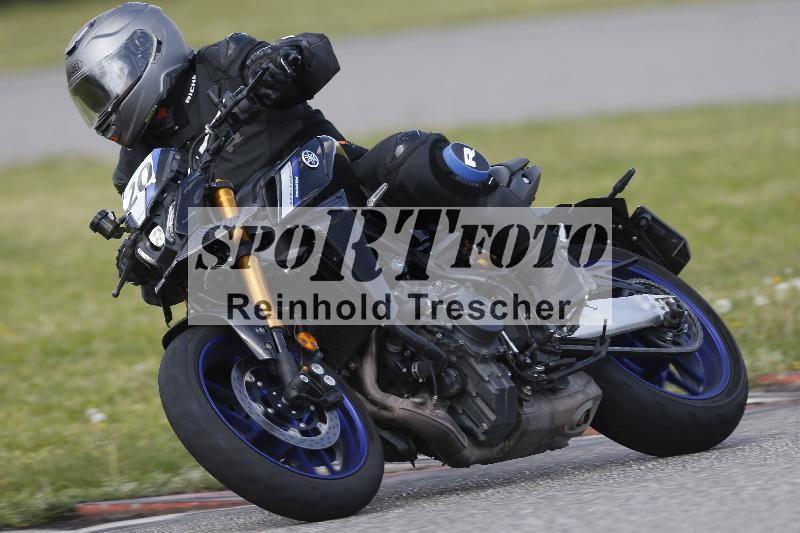 /Archiv-2025/09 22.04.2025 Cornu Master School ADR/gruen-vert/20